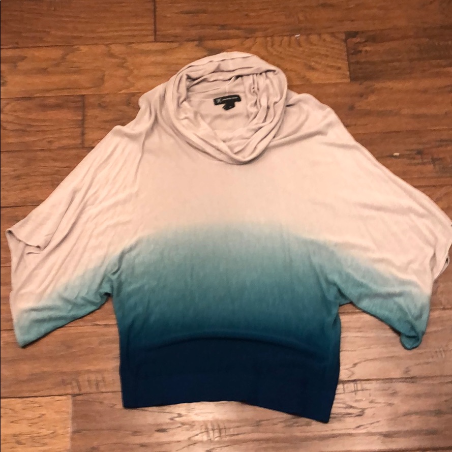 Gradient Inc Top